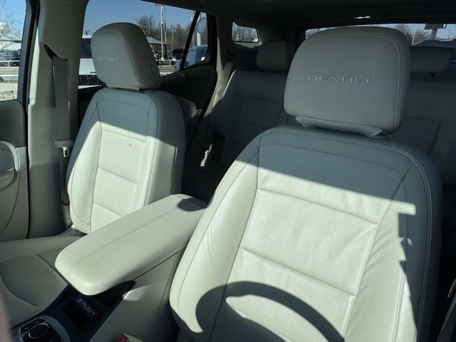 Used 2020 GMC Terrain Denali w/ Denali Premium Package image 13