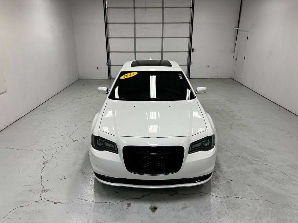 Used 2023 Chrysler 300 S image 6