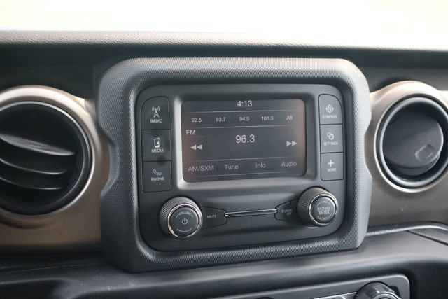 Used 2020 Jeep Wrangler Unlimited Sport AWD/4WD image 16