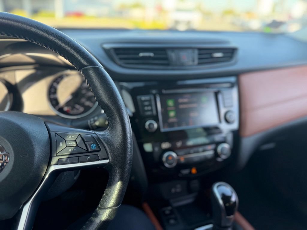 Used 2019 Nissan Rogue SL w/ Premium Package FWD image 8