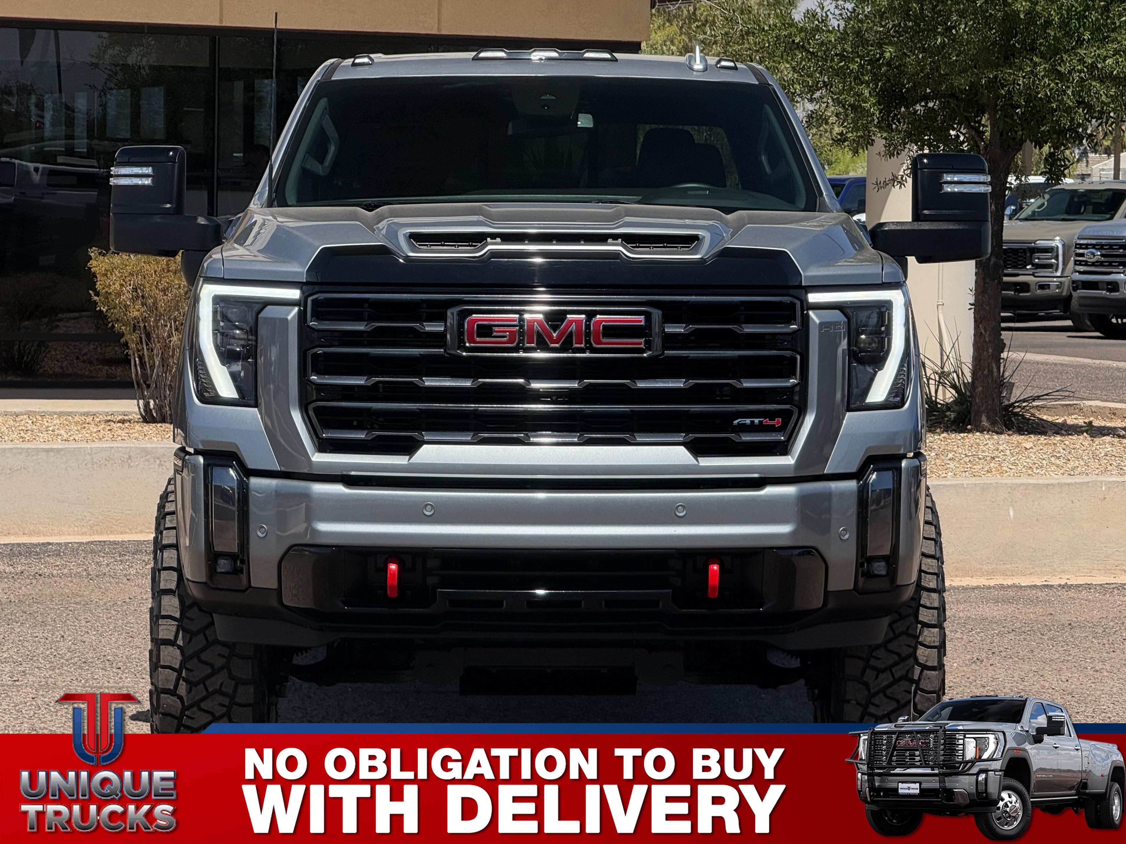 Used 2024 GMC Sierra 2500 AT4 w/ AT4 Preferred Package AWD/4WD image 2