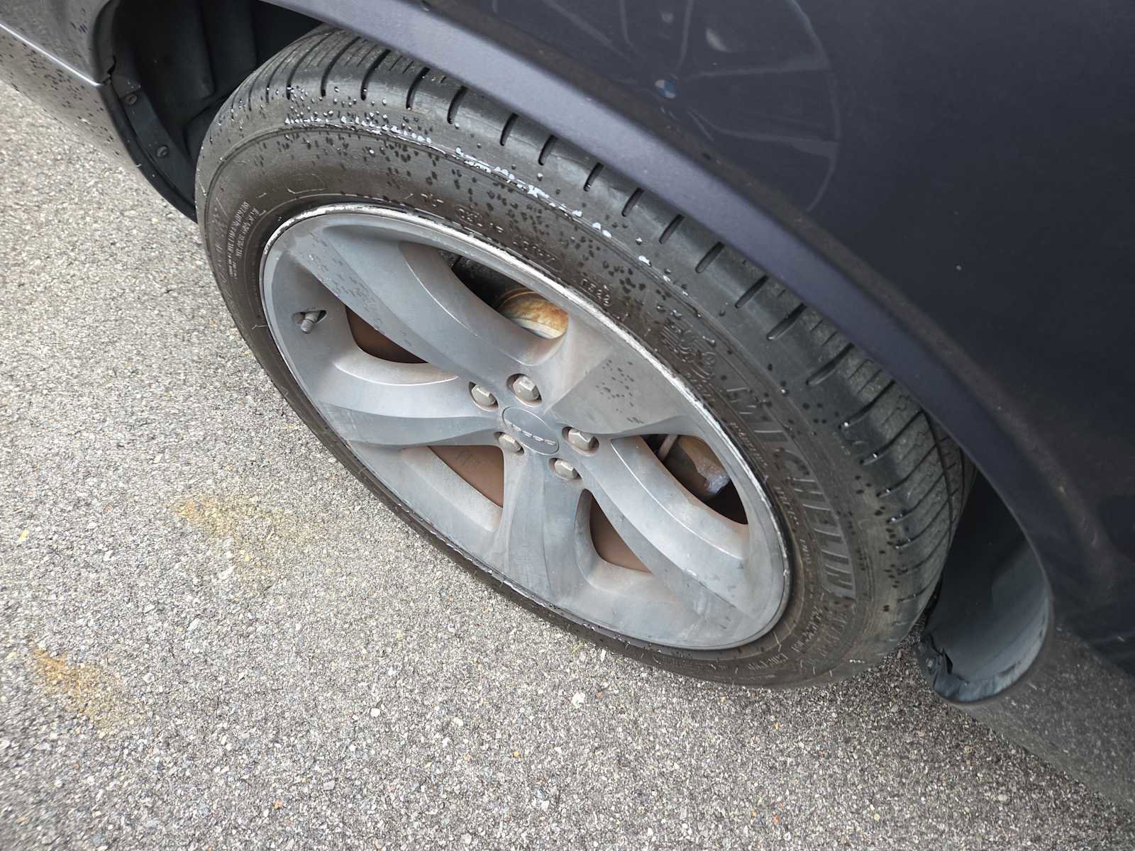 Used 2013 Dodge Challenger R/T w/ Electronics Convenience Group image 4