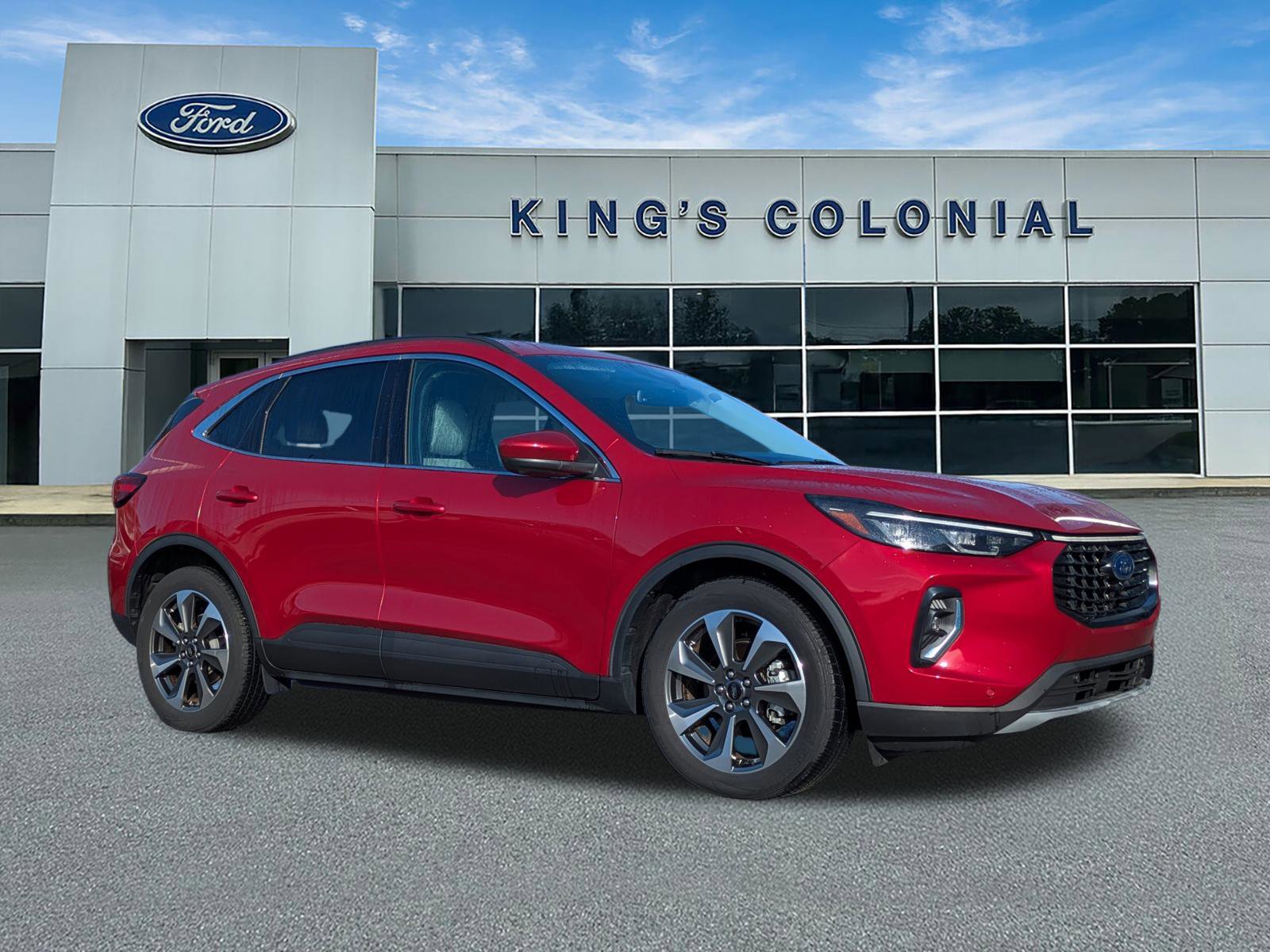 Used 2023 Ford Escape Platinum image 1