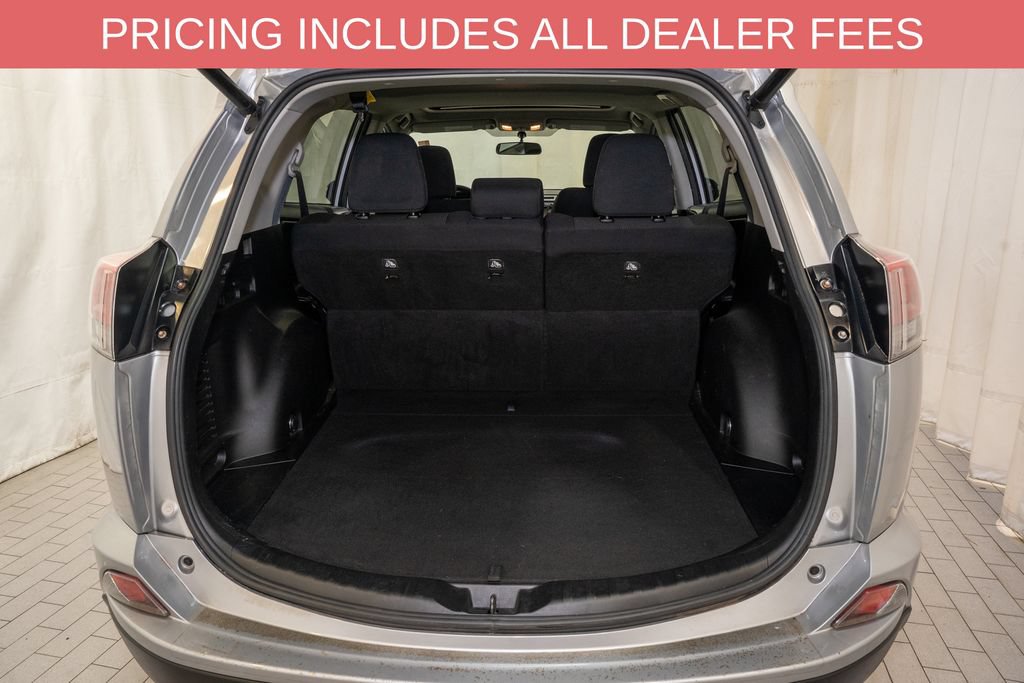 Used 2016 Toyota RAV4 XLE FWD image 5