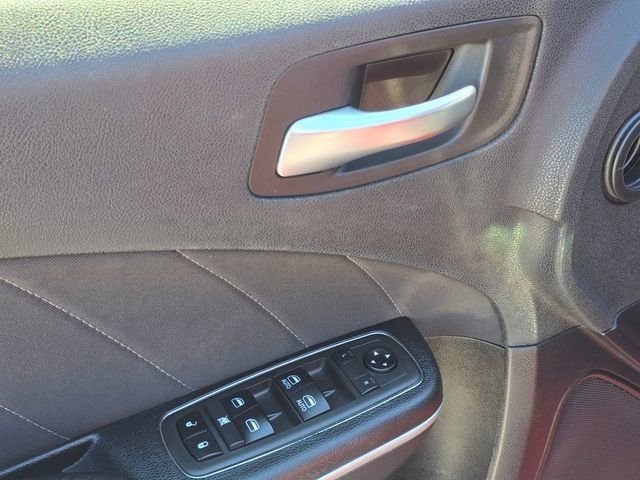 Used 2021 Dodge Charger SXT image 31