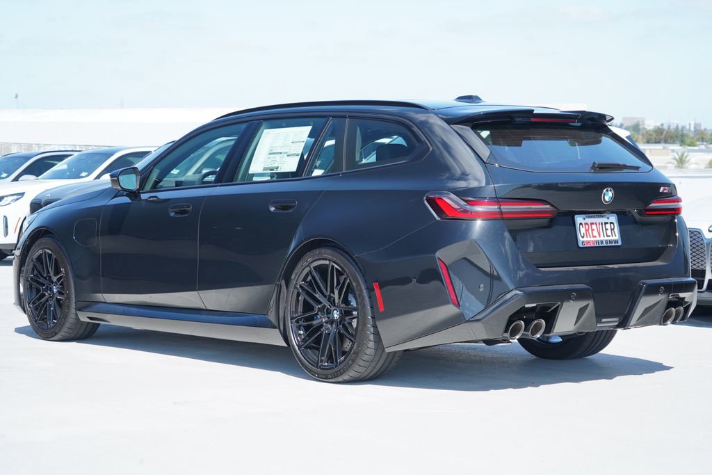 New 2026 BMW M5 Touring AWD/4WD image 8