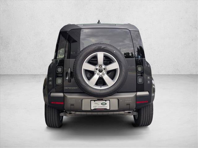 New 2026 Land Rover Defender 110 S AWD/4WD image 7