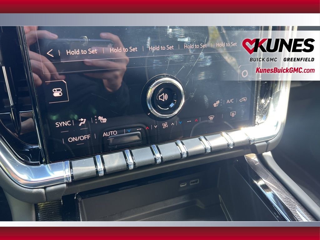 New 2026 GMC Yukon Elevation AWD/4WD image 27