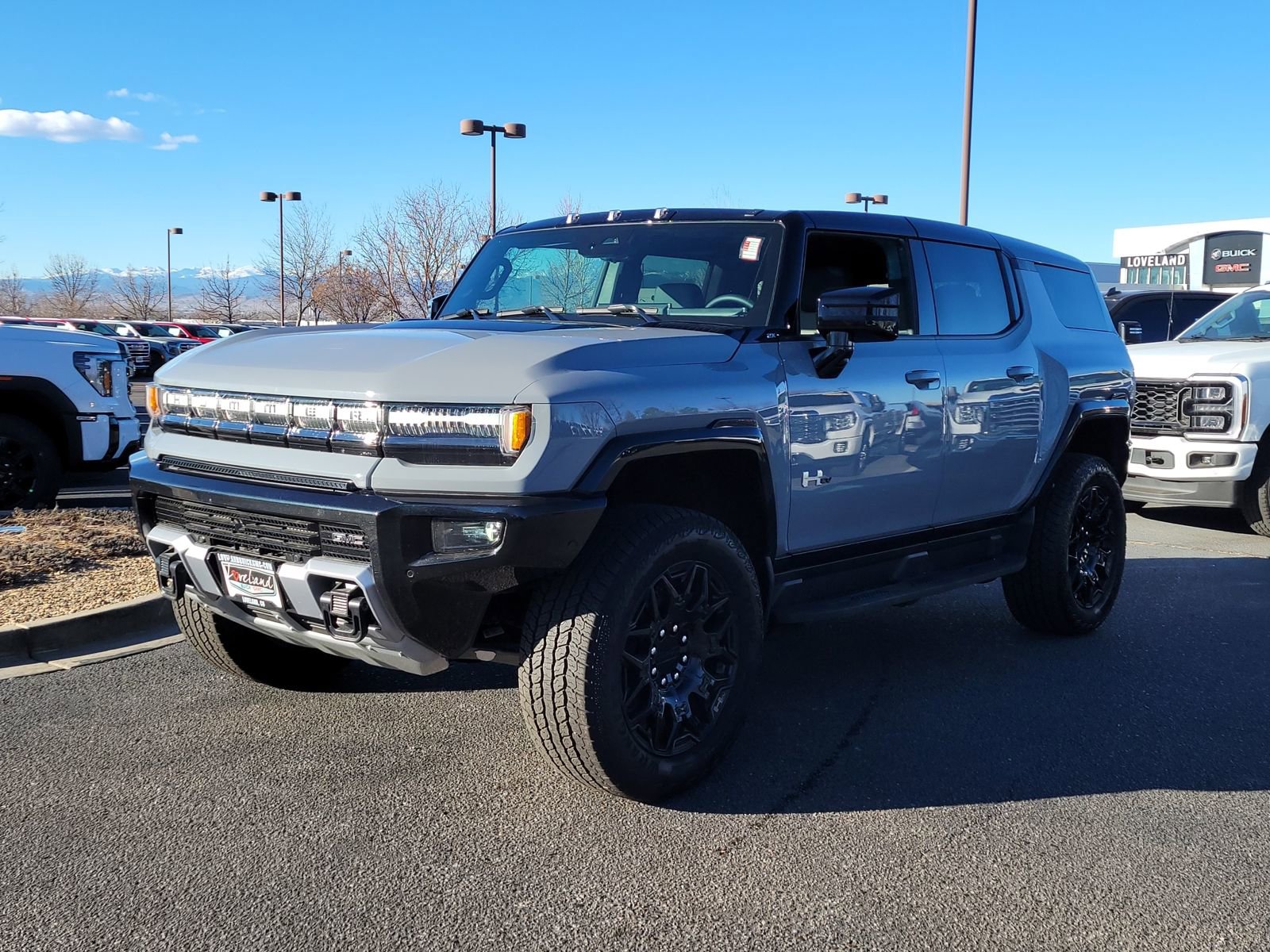 New 2026 GMC Hummer EV SUV w/ LPO, Dark Essentials Package AWD/4WD image 4
