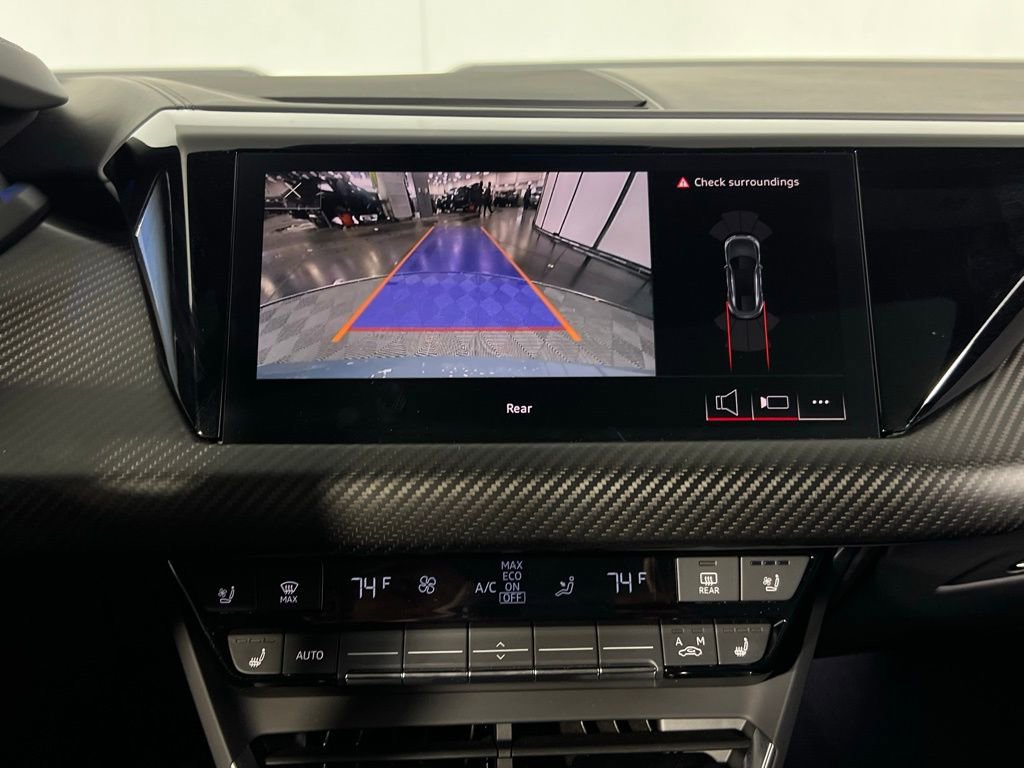 Used 2024 Audi e-tron GT Premium Plus image 20