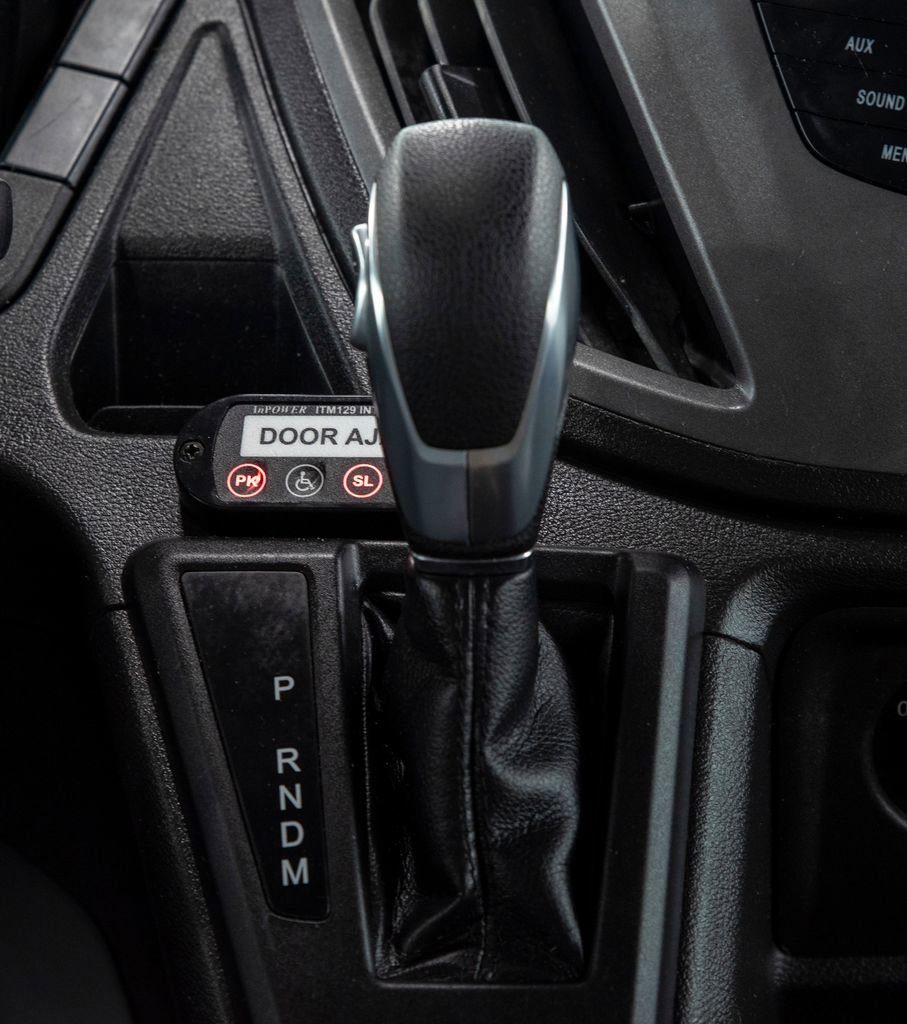 Used 2018 Ford Transit 350 XL image 22