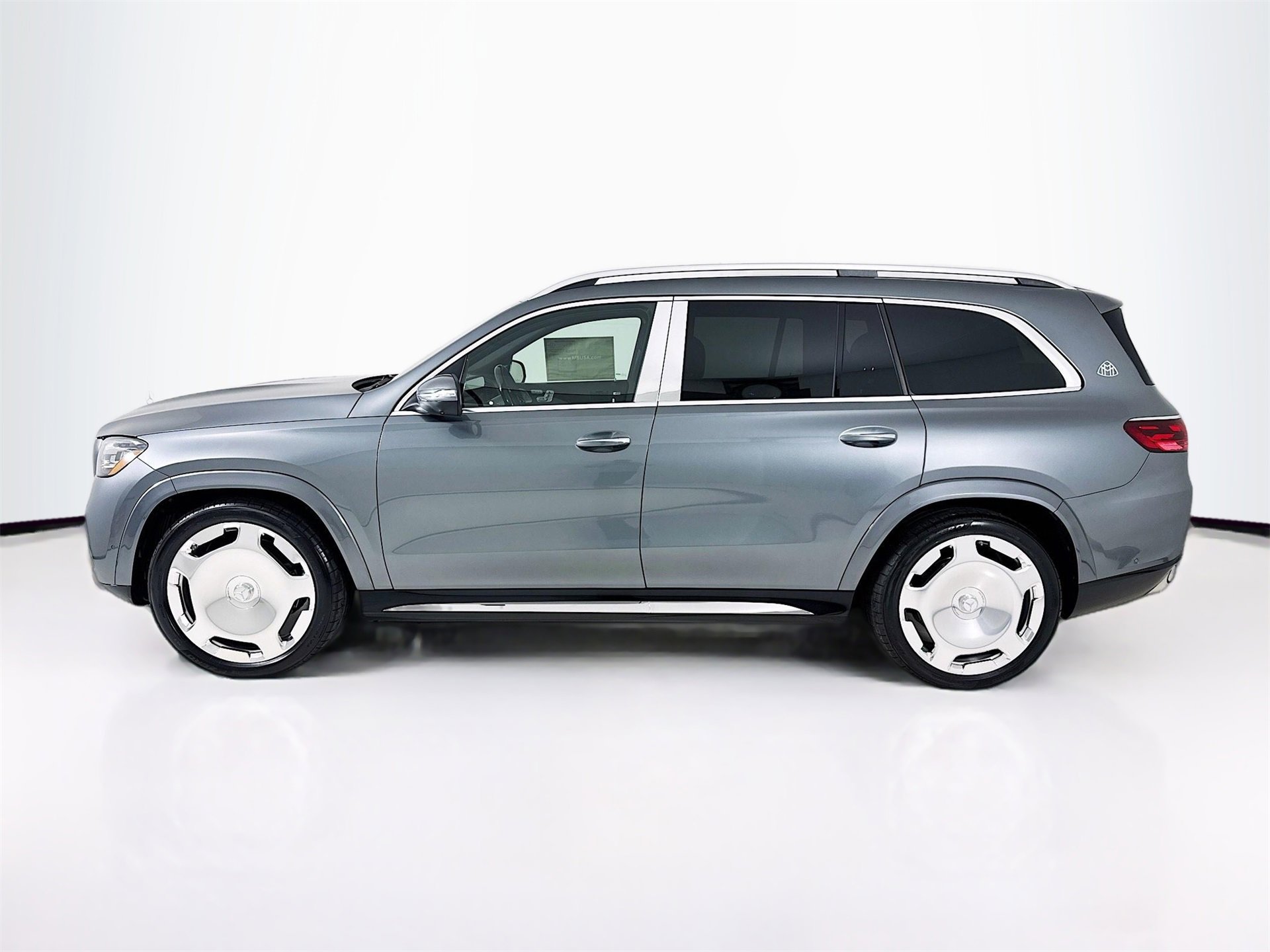 New 2026 Mercedes-Benz Maybach GLS 600 4MATIC image 5