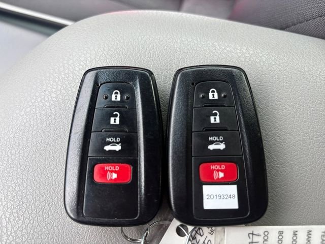 Used 2020 Toyota Camry LE w/ Convenience Package image 20