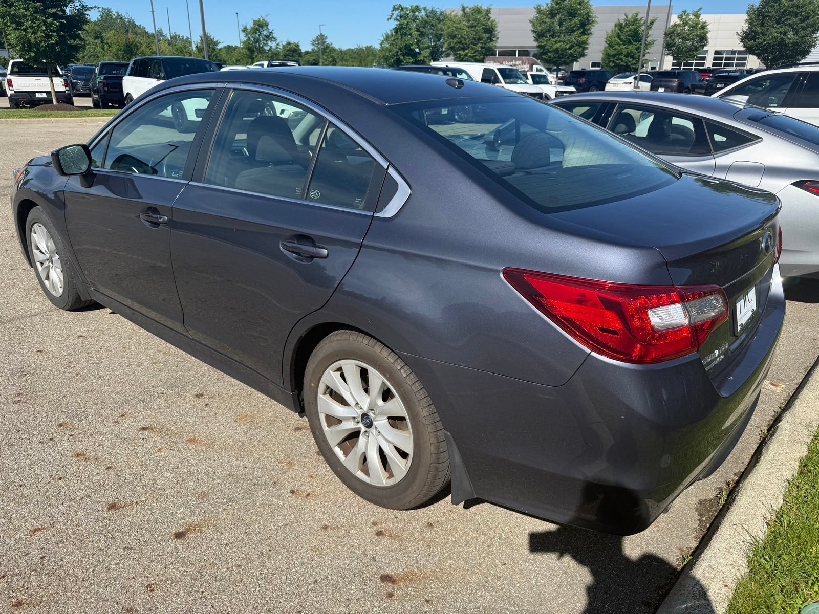 Used 2015 Subaru Legacy 2.5i Premium w/ Popular Package #2 AWD/4WD image 6