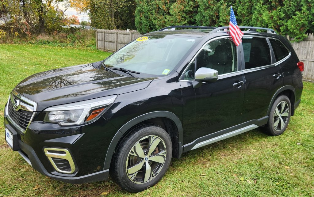 Used 2021 Subaru Forester Touring AWD/4WD image 3