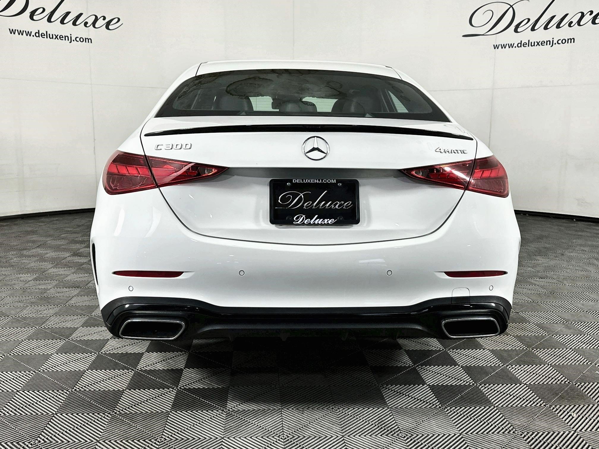 Used 2024 Mercedes-Benz C 300 4MATIC Sedan image 5