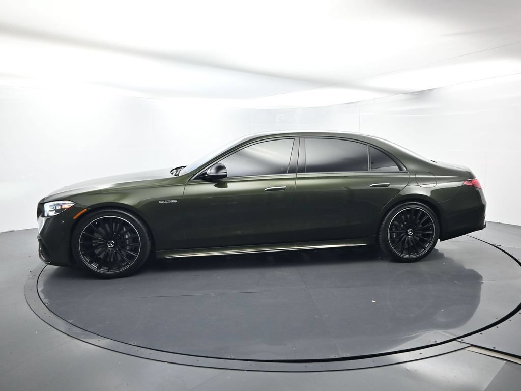 Used 2025 Mercedes-Benz S 63 AMG S image 2