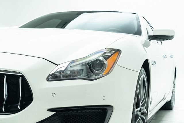 Used 2017 Maserati Quattroporte GTS GranSport RWD image 11