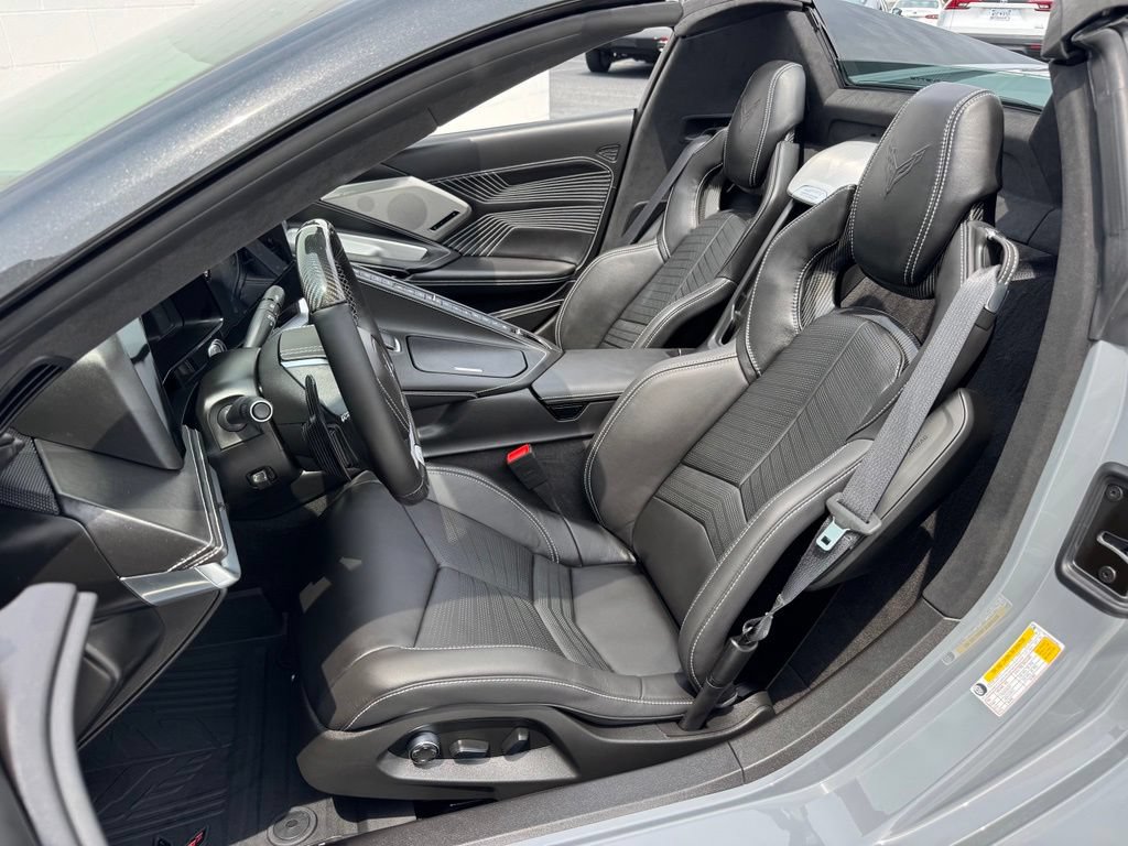 Used 2025 Chevrolet Corvette ZR1 w/ Battery Protection Package RWD image 18
