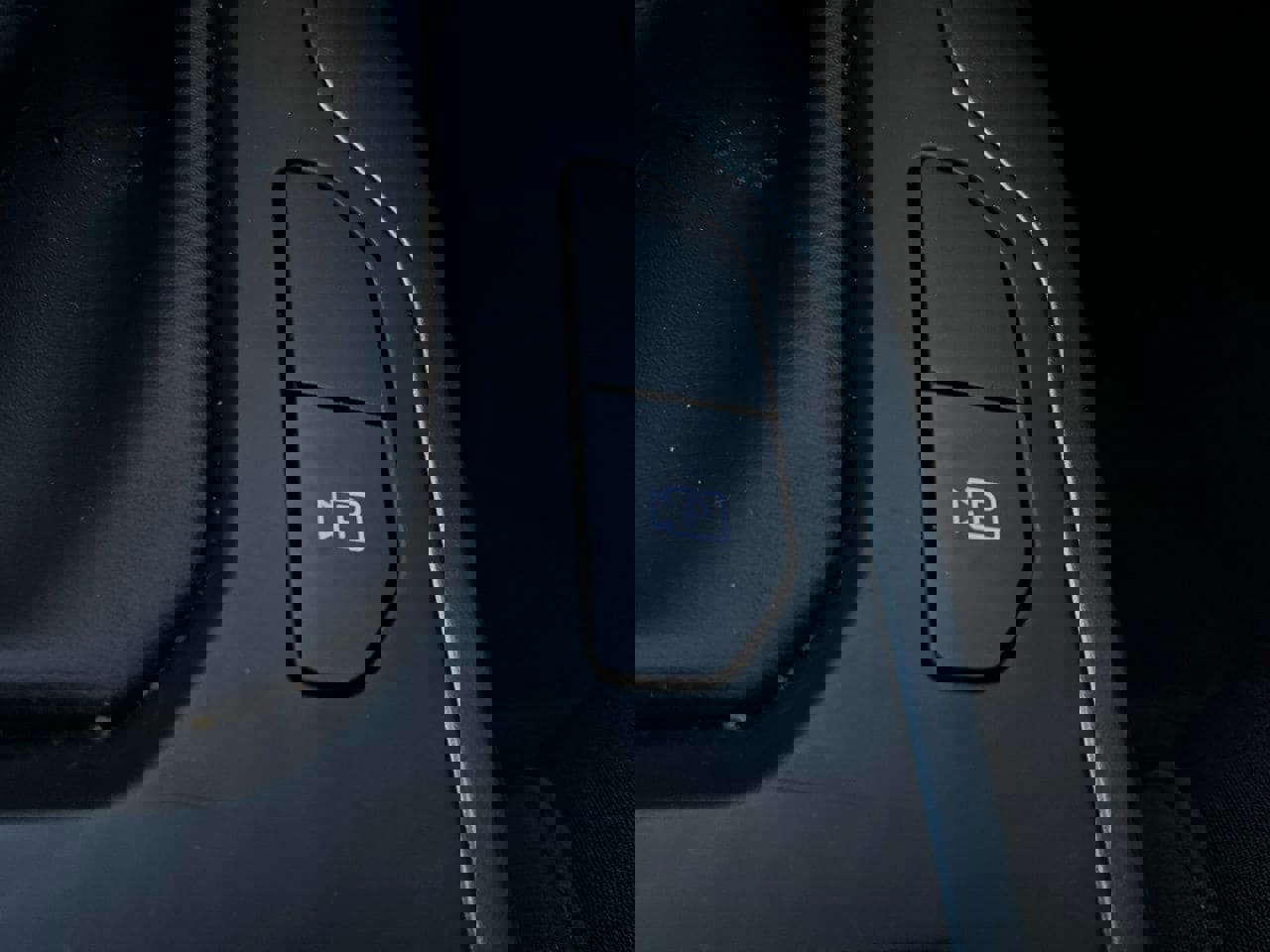 Used 2025 Kia K4 LXS image 24