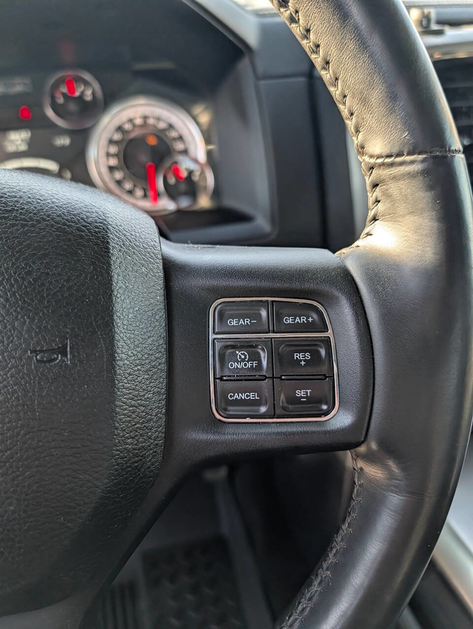 Used 2018 RAM 1500 Sport w/ Sport Premium Group AWD/4WD image 18