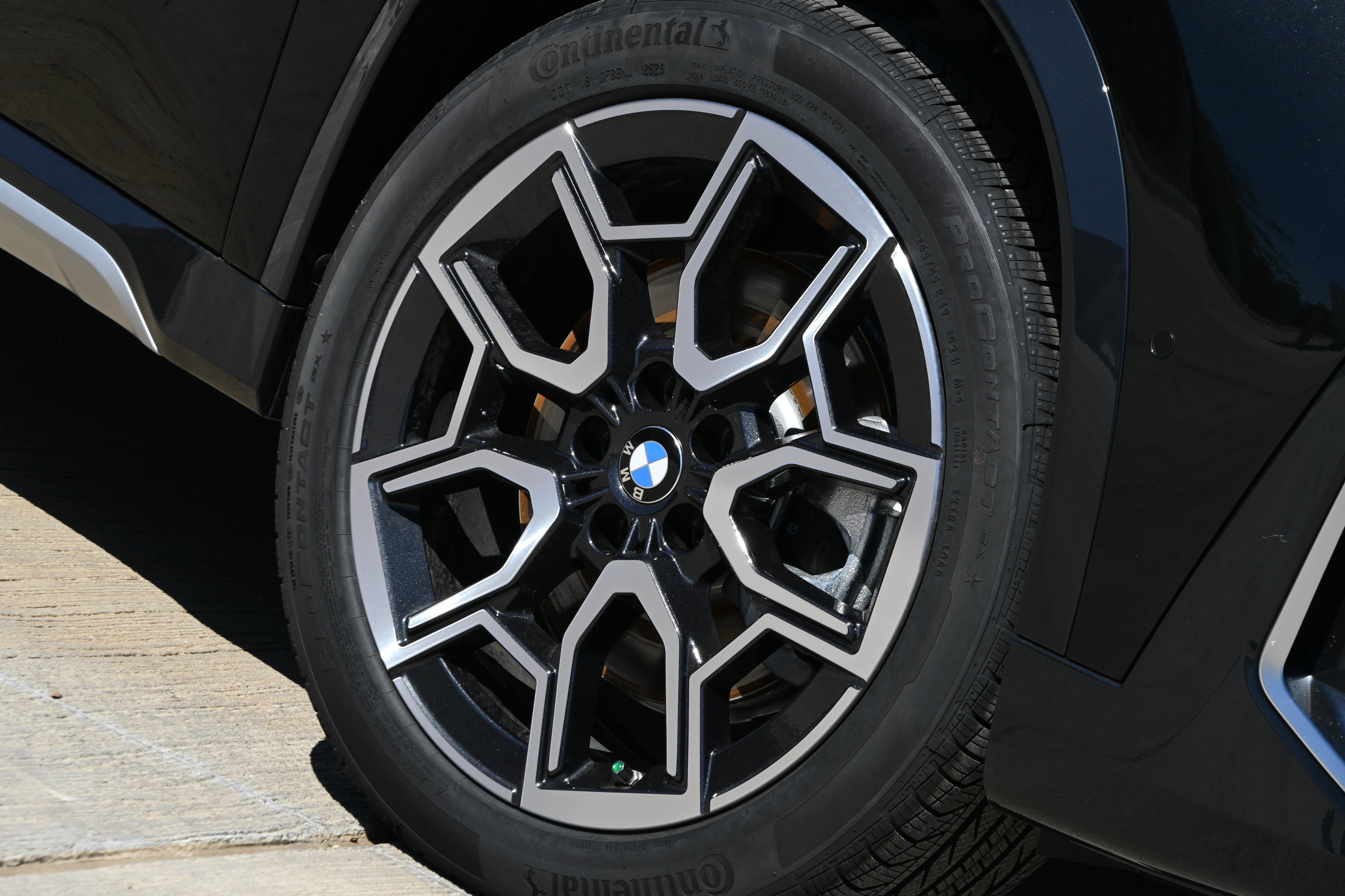 New 2027 BMW X1 xDrive28i AWD/4WD image 10