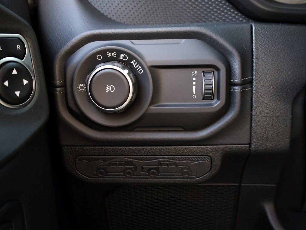 New 2026 Jeep Wrangler Unlimited Rubicon w/ Safety Group AWD/4WD image 30