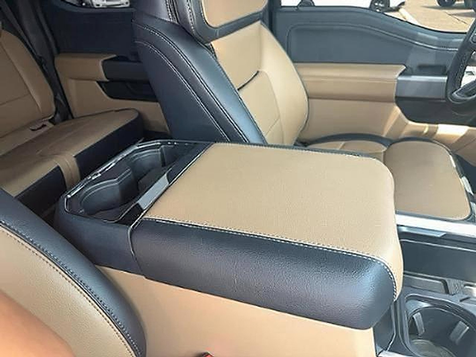 Used 2025 Ford F450 Lariat w/ Lariat Ultimate Package image 20
