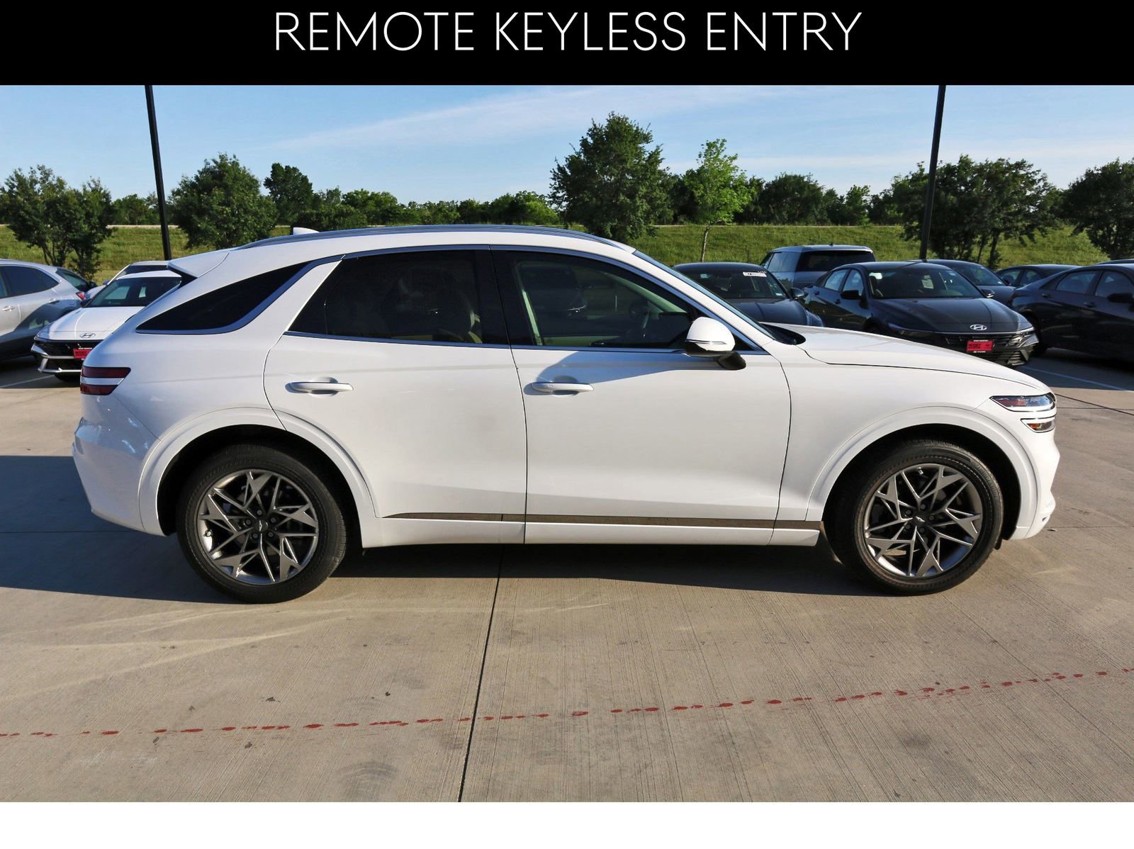 Used 2022 Genesis GV70 2.5T w/ Select Package AWD/4WD image 7