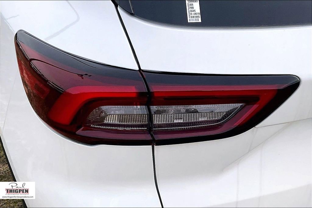 New 2026 Ford Escape ST-Line w/ Tech Pack #1 image 25