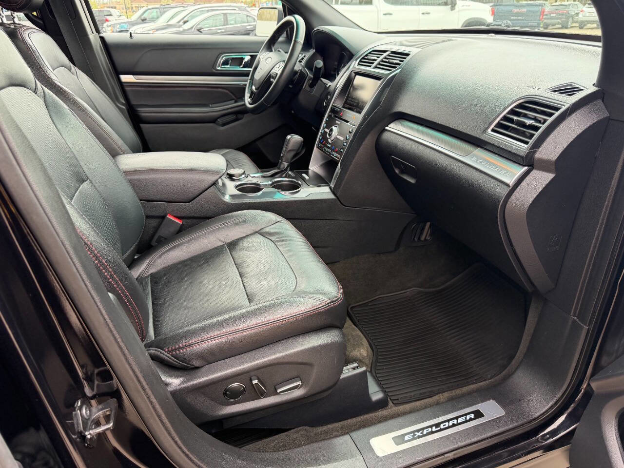 Used 2016 Ford Explorer Sport w/ Equipment Group 401A AWD/4WD image 15