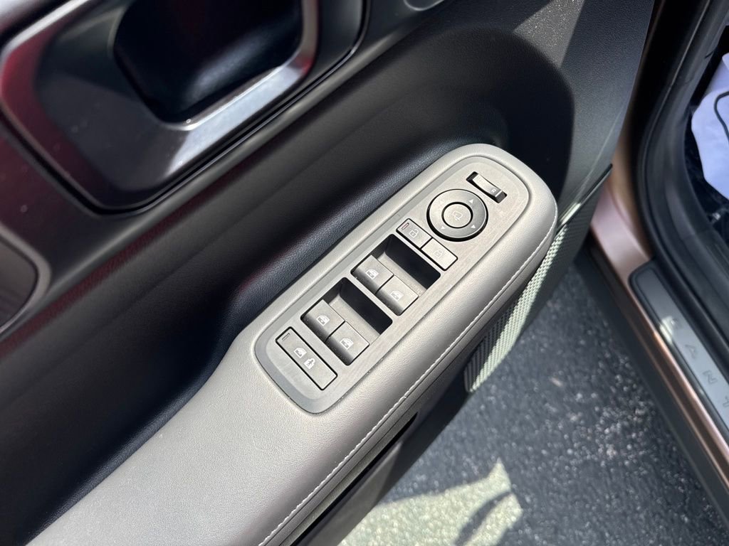 Used 2024 Hyundai Santa Fe Calligraphy image 22