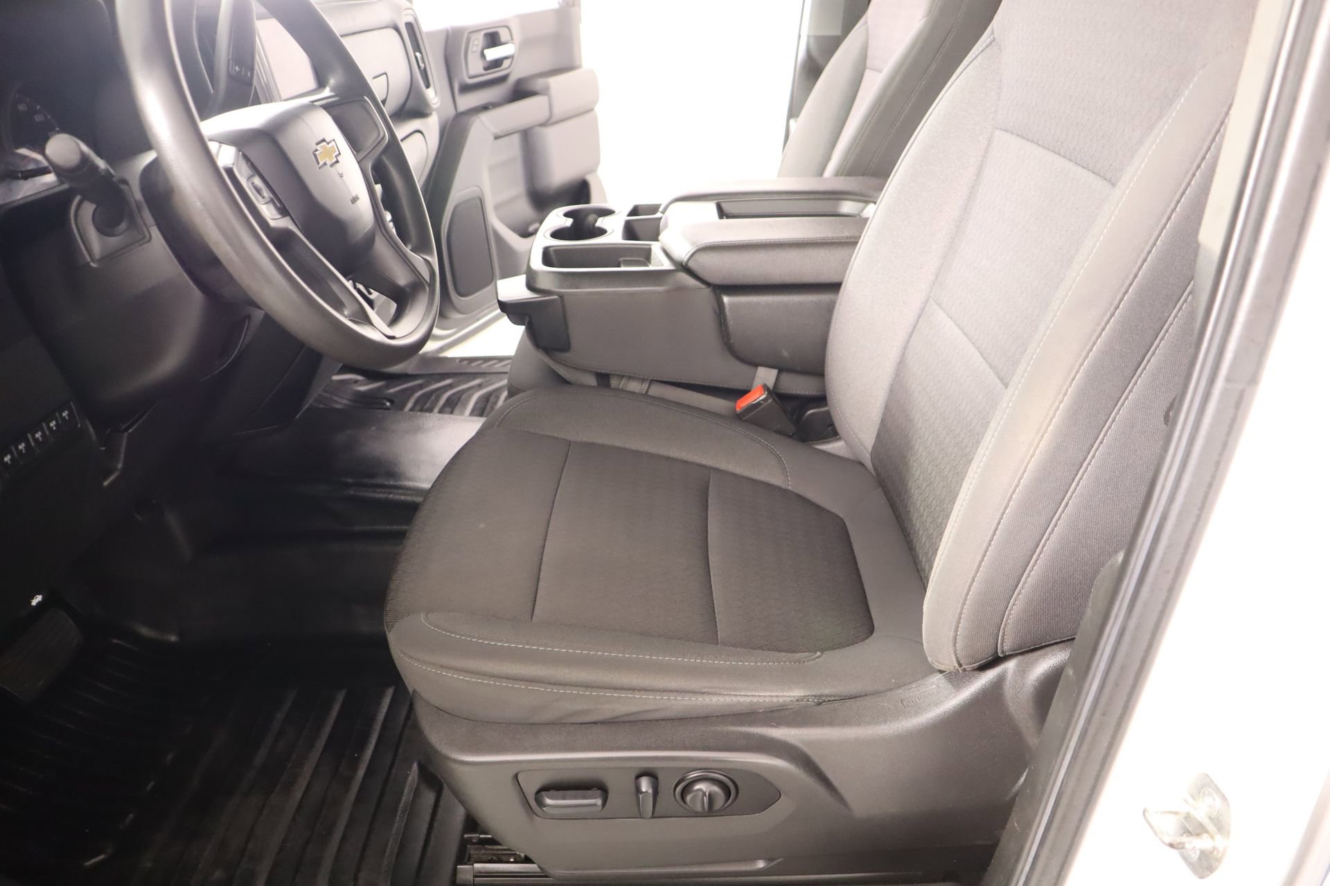 Used 2022 Chevrolet Silverado 2500 W/T w/ WT Fleet Convenience Package image 10