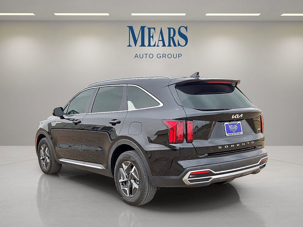 Used 2022 Kia Sorento S image 3