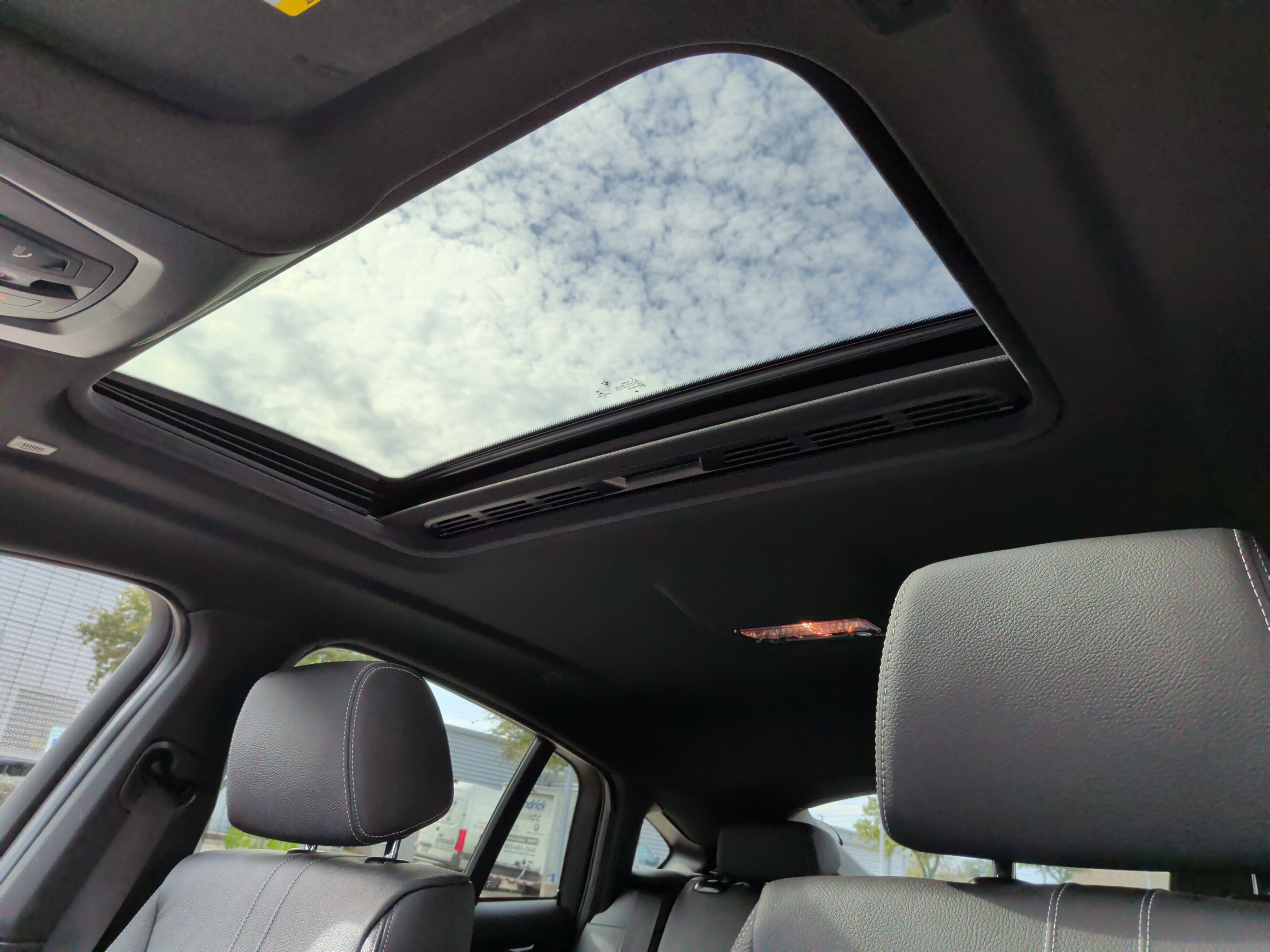 Used 2017 BMW X4 M40i image 27