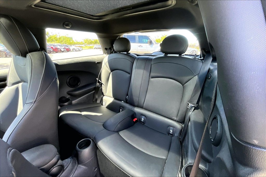 Used 2023 MINI Cooper S FWD image 23