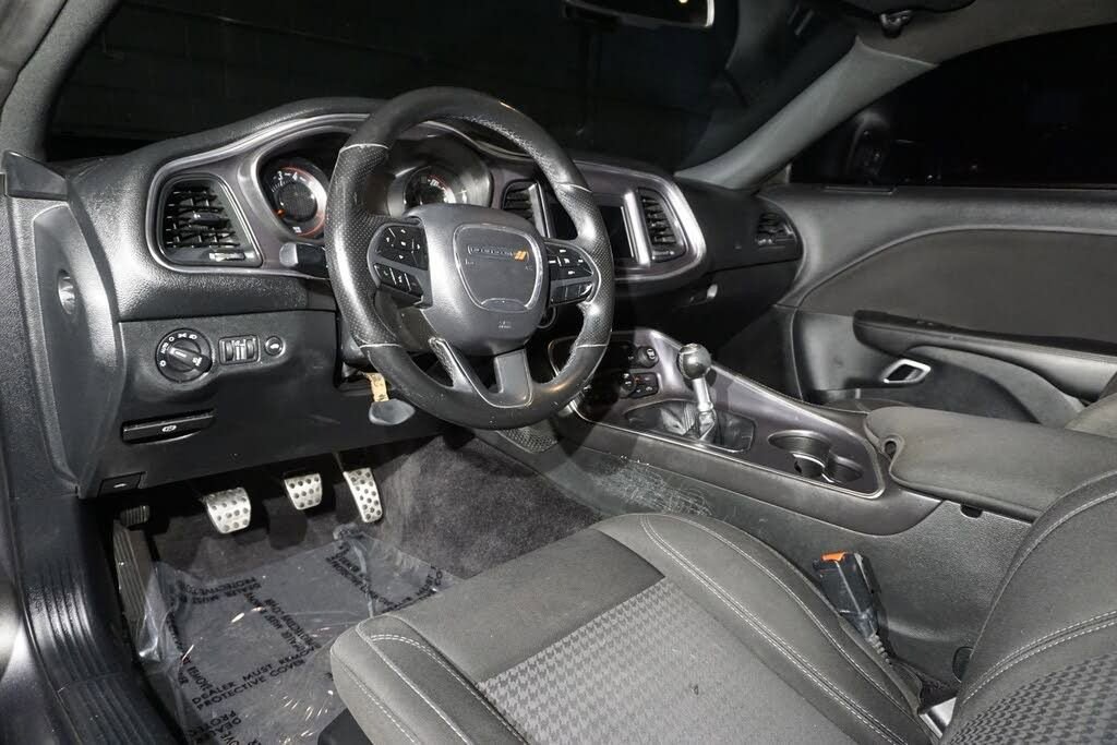 Used 2018 Dodge Challenger R/T w/ Blacktop Package RWD image 22