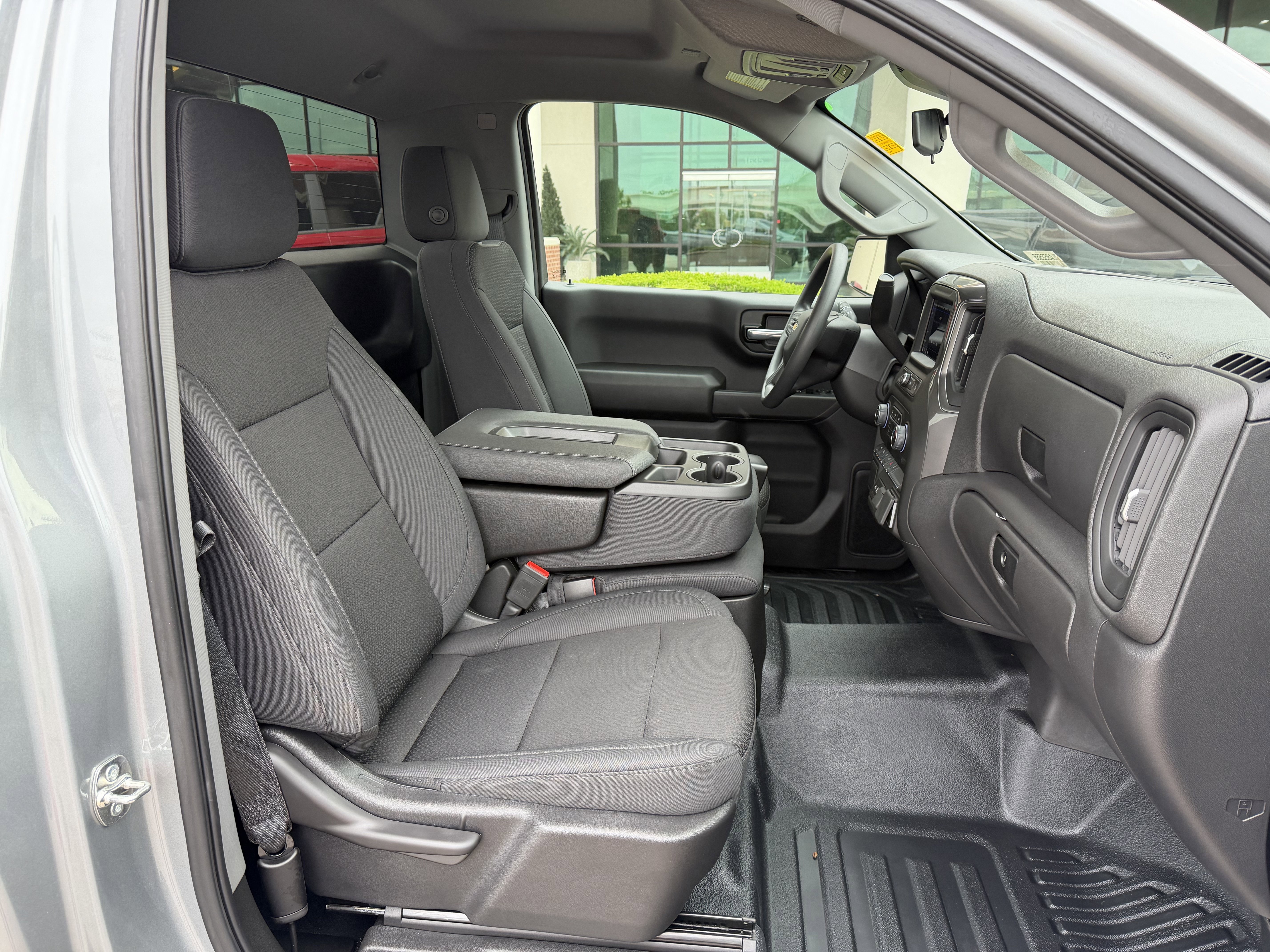 Used 2025 Chevrolet Silverado 1500 W/T w/ WT Safety Package AWD/4WD image 28