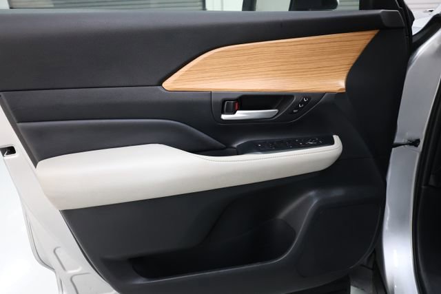 Used 2024 Toyota Grand Highlander Platinum image 66