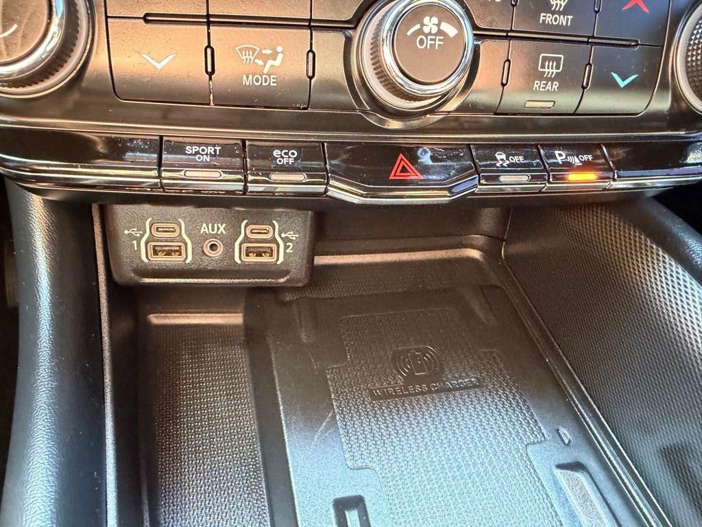 Used 2024 Dodge Durango R/T AWD/4WD image 25