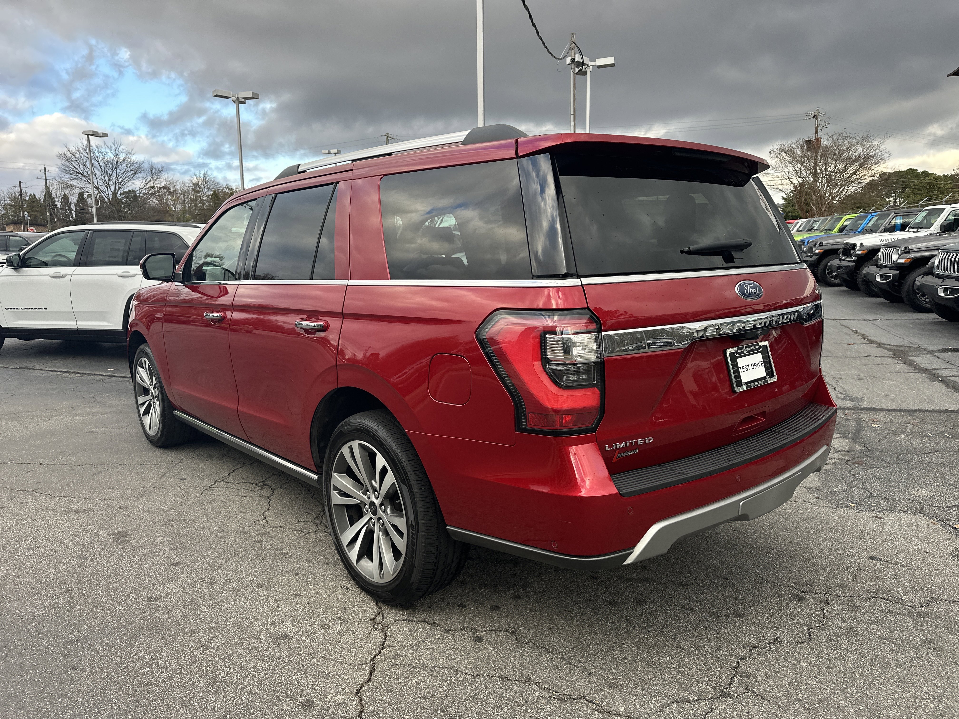 Used 2020 Ford Expedition Limited w/ Equipment Group 302A image 7
