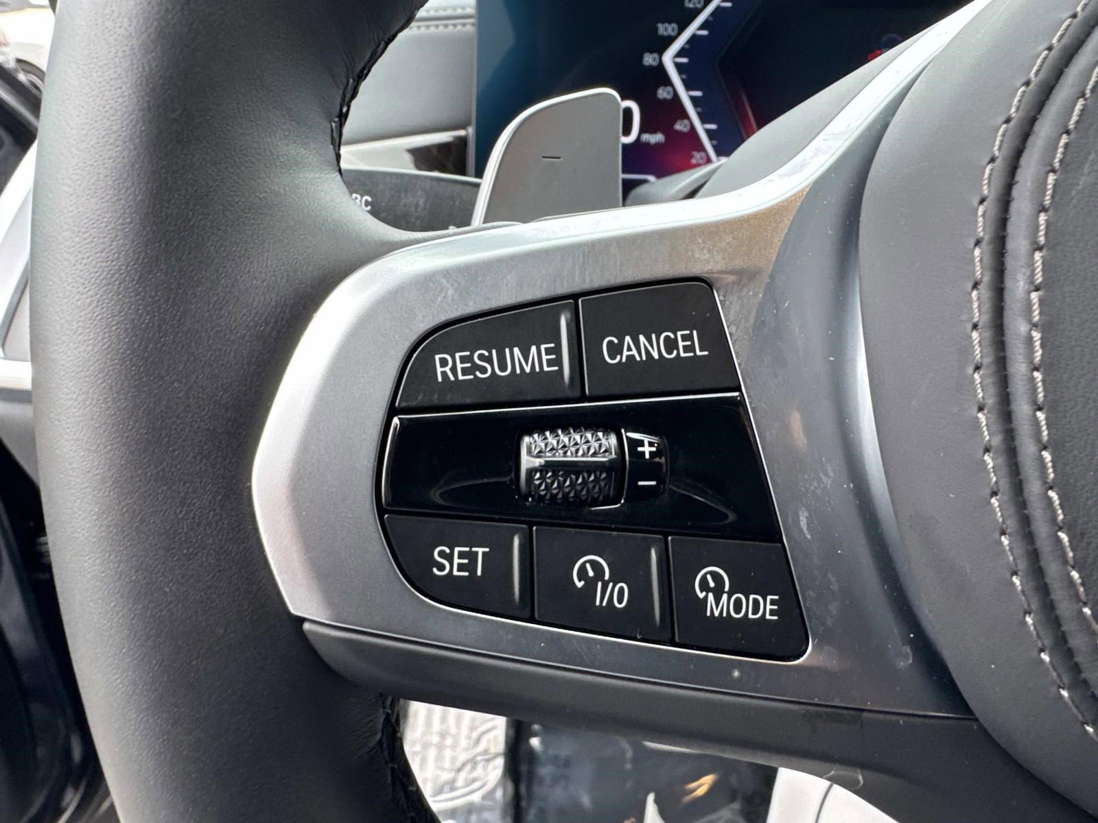 Certified 2026 BMW X5 xDrive50e w/ M Sport Package image 32