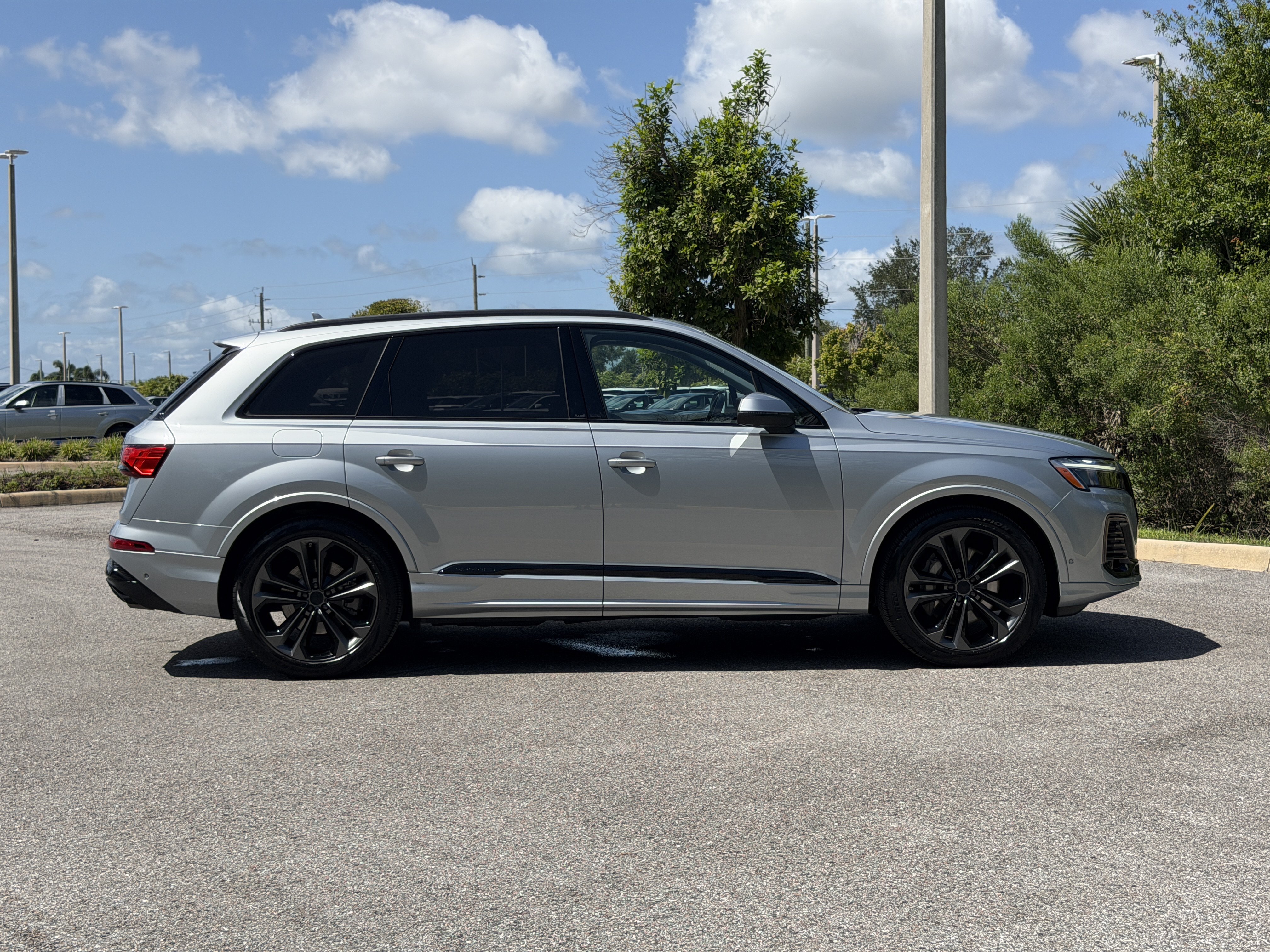 Certified 2026 Audi Q7 3.0T Premium Plus w/ Premium Plus Package AWD/4WD image 8