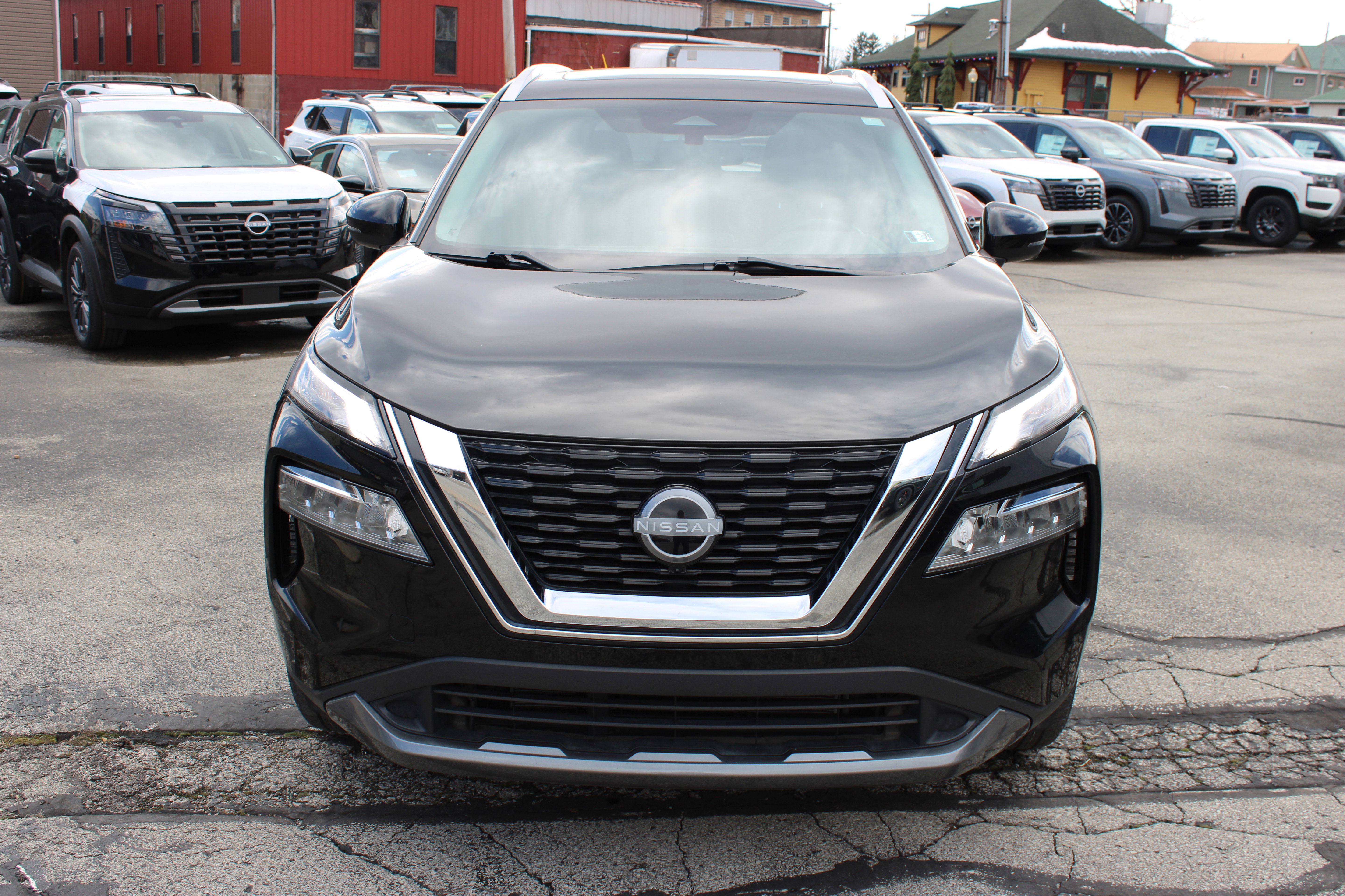 Certified 2023 Nissan Rogue SL AWD/4WD image 10