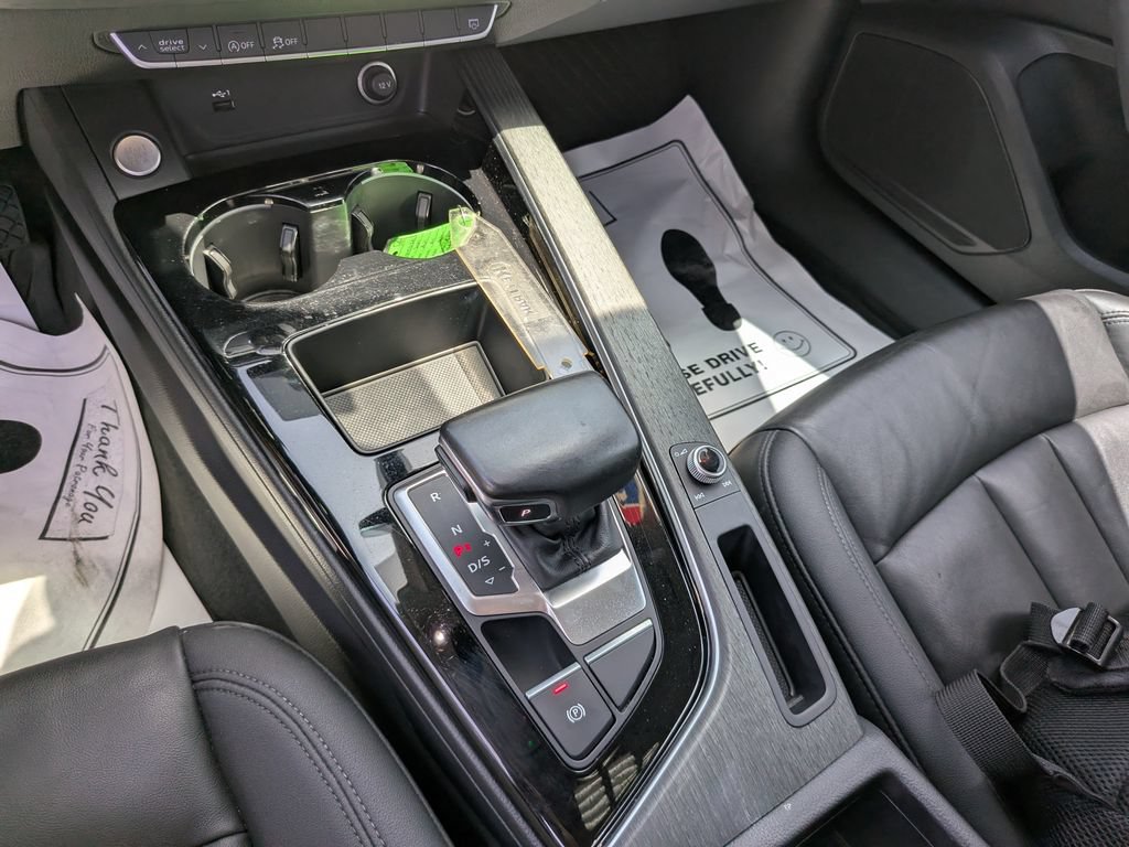 Used 2021 Audi A4 2.0T Premium AWD/4WD image 27