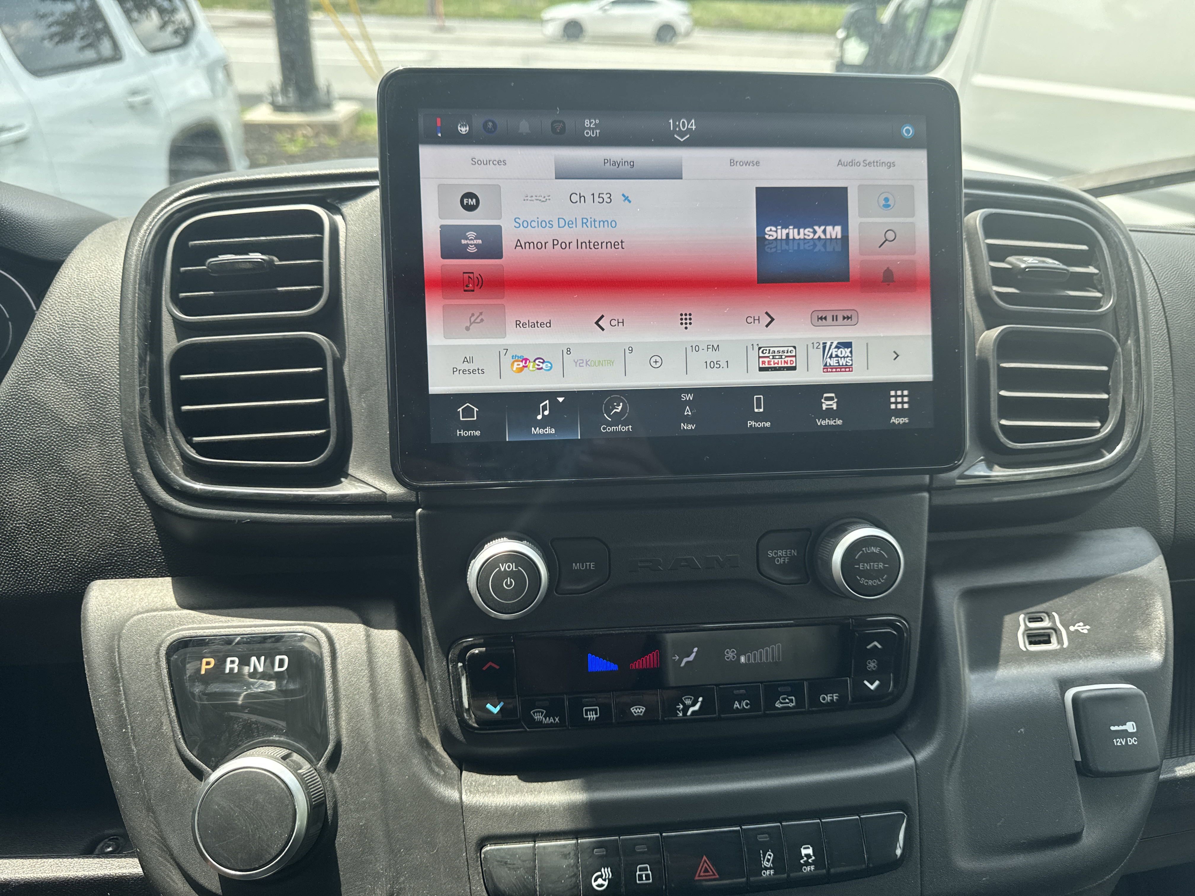 Used 2024 RAM ProMaster 3500 w/ Delivery Van Package image 23