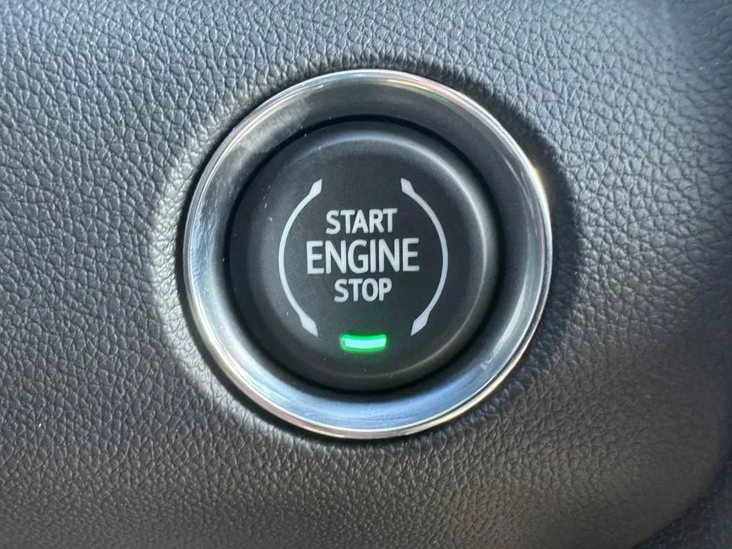New 2027 GMC Acadia Elevation w/ Elevation Premium Package FWD image 24