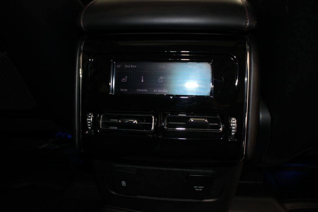 Used 2024 Lincoln Aviator Reserve w/ Equipment Group 201A RWD image 32