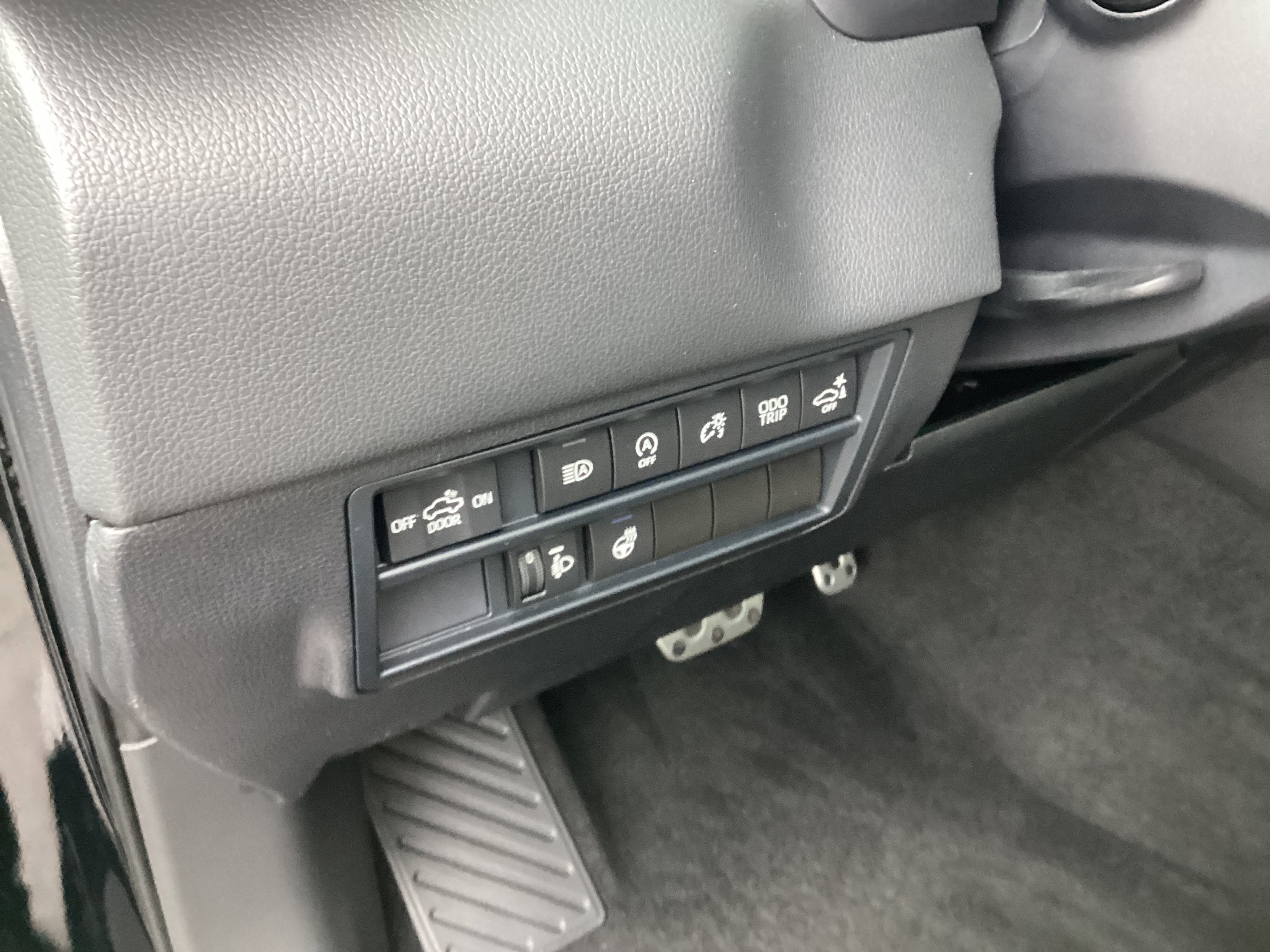 Used 2024 Toyota Tundra Limited w/ TRD Off-Road Package AWD/4WD image 24