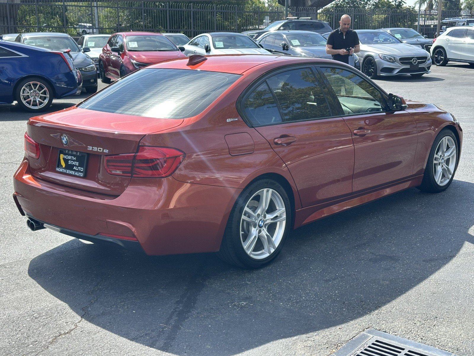 Used 2018 BMW 330e RWD image 8